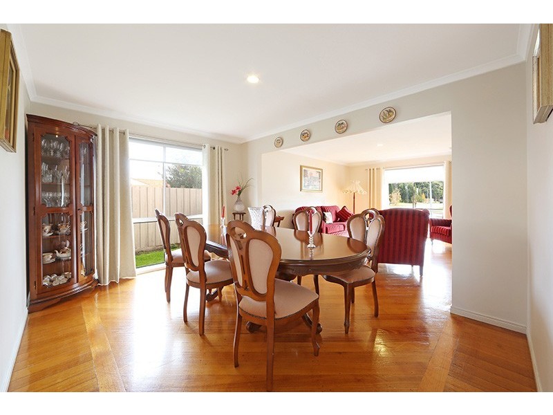 47 Fairway Drive, Rowville VIC 3178