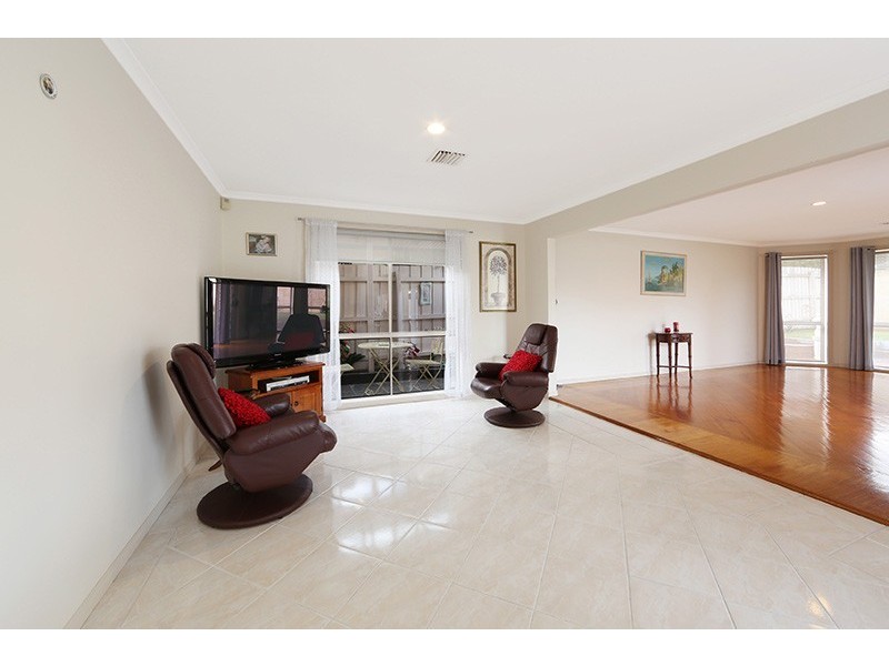 47 Fairway Drive, Rowville VIC 3178