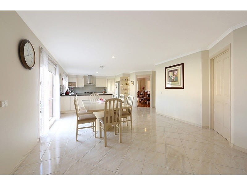 47 Fairway Drive, Rowville VIC 3178