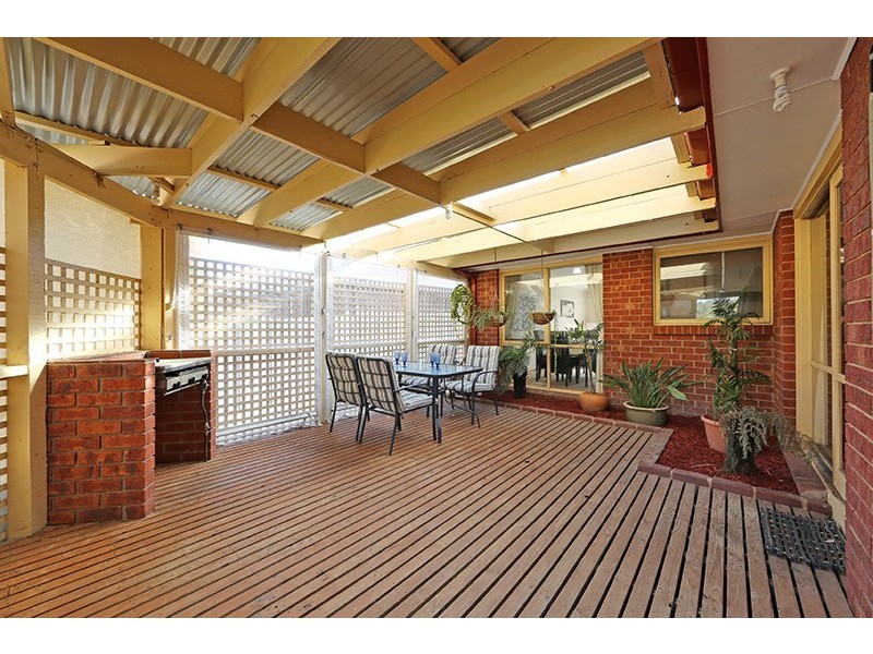 14 Laanecoorie Drive, Lysterfield VIC 3156