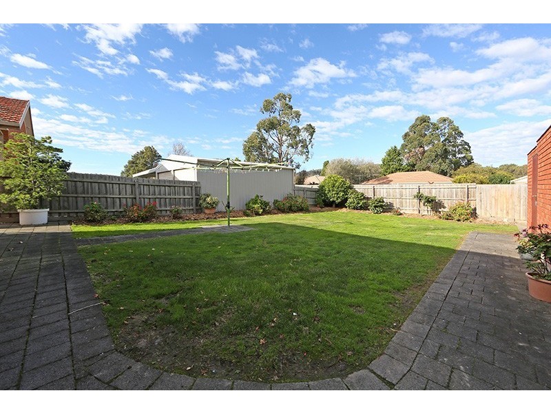 14 Laanecoorie Drive, Lysterfield VIC 3156