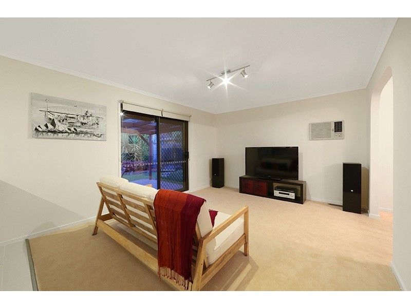 1 Cowin Close, Rowville VIC 3178