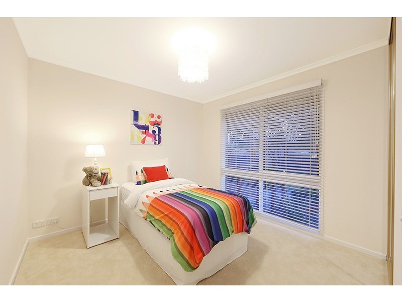 1 Cowin Close, Rowville VIC 3178