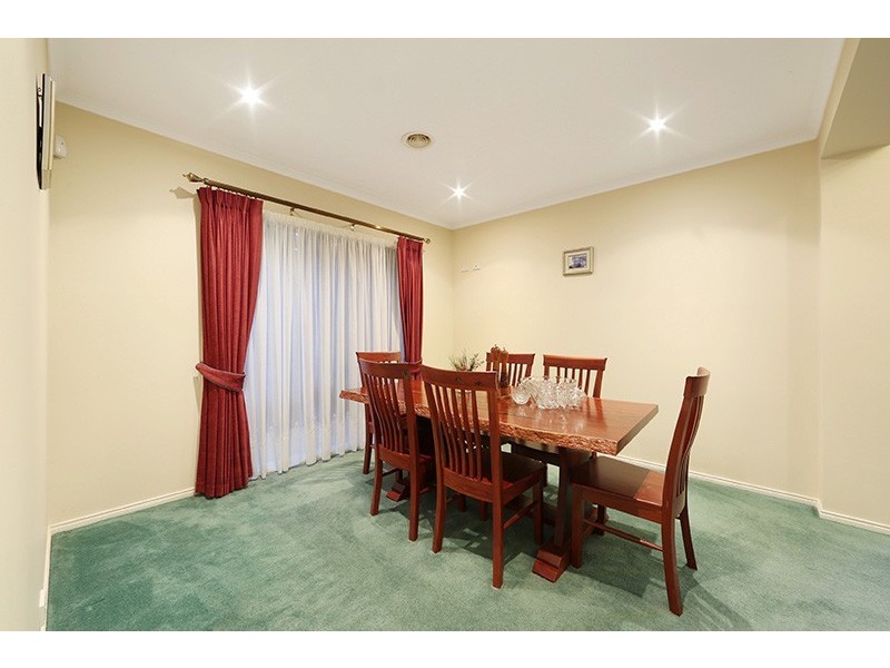 18 Redwood Court, Lysterfield VIC 3156