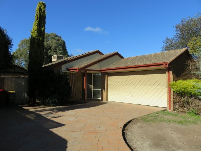 93 Bridgewater Way, Rowville VIC 3178