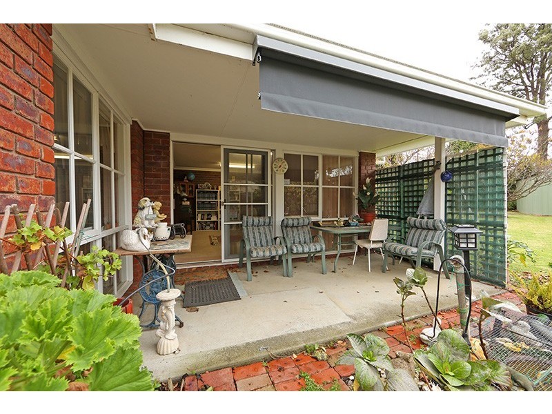 106 Kathryn Road, Knoxfield VIC 3180