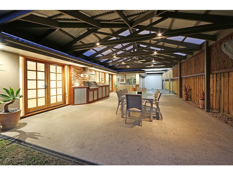 39 Bryden Drive, Ferntree Gully VIC 3156