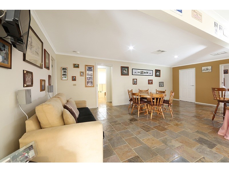 7 Boradino Place, Rowville VIC 3178