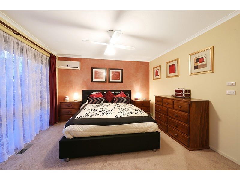 14 Ontario Place, Rowville VIC 3178