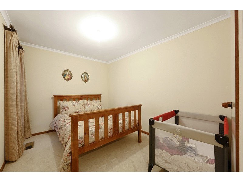 4 Hopkins Close, Rowville VIC 3178