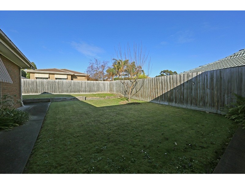 4 Hopkins Close, Rowville VIC 3178