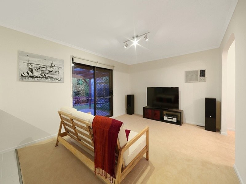 1 Cowin Close, Rowville VIC 3178