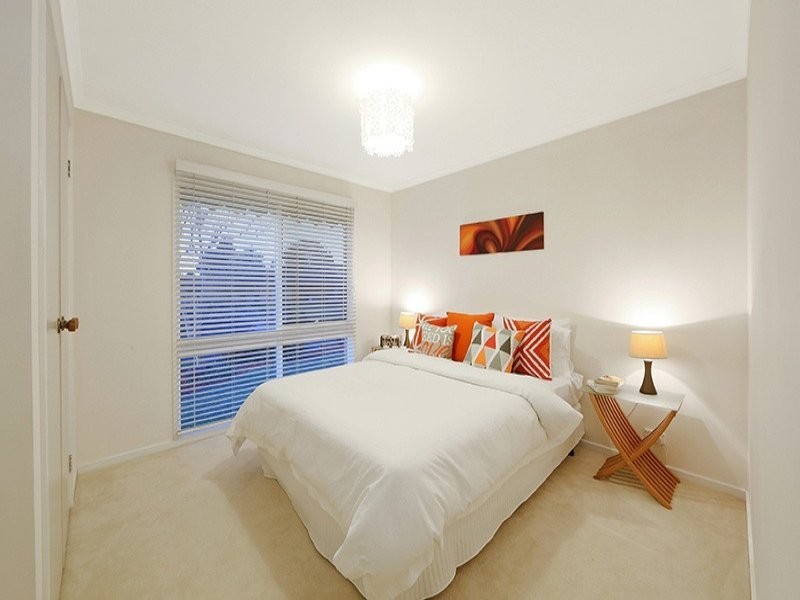 1 Cowin Close, Rowville VIC 3178