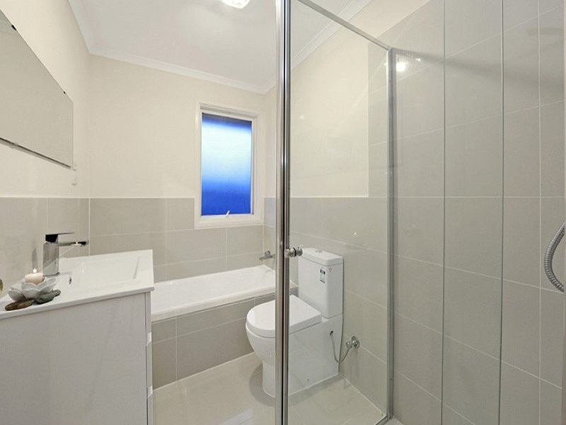 1 Cowin Close, Rowville VIC 3178