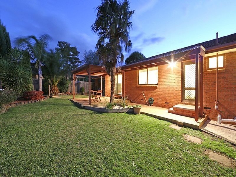 1 Cowin Close, Rowville VIC 3178