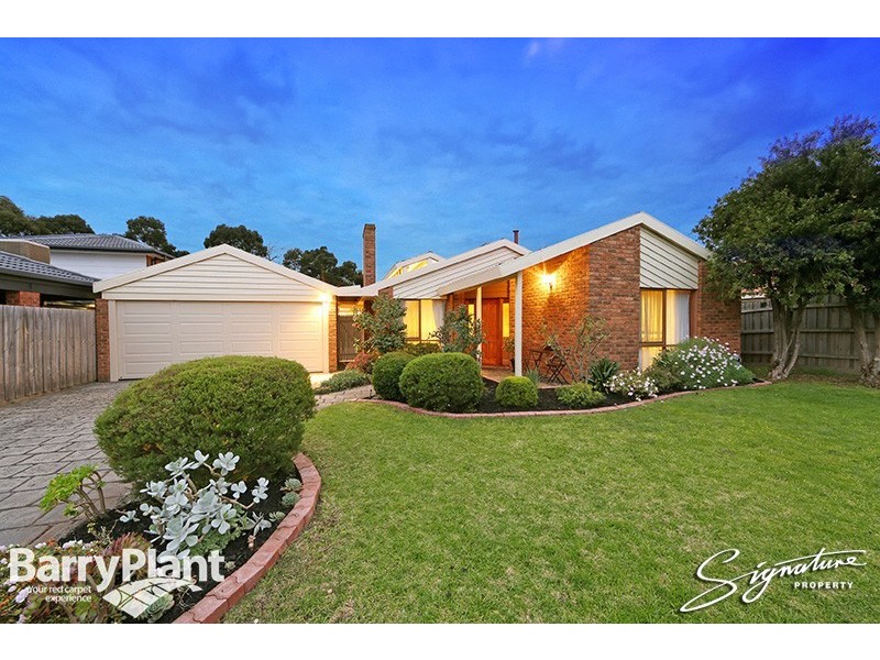 3 St John Place, Rowville VIC 3178