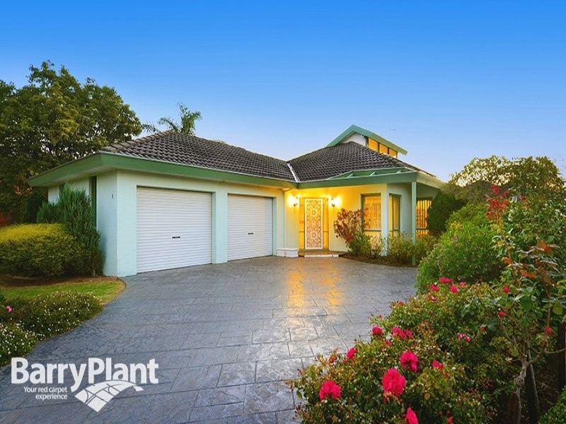 5 Wyandra Way, Rowville VIC 3178