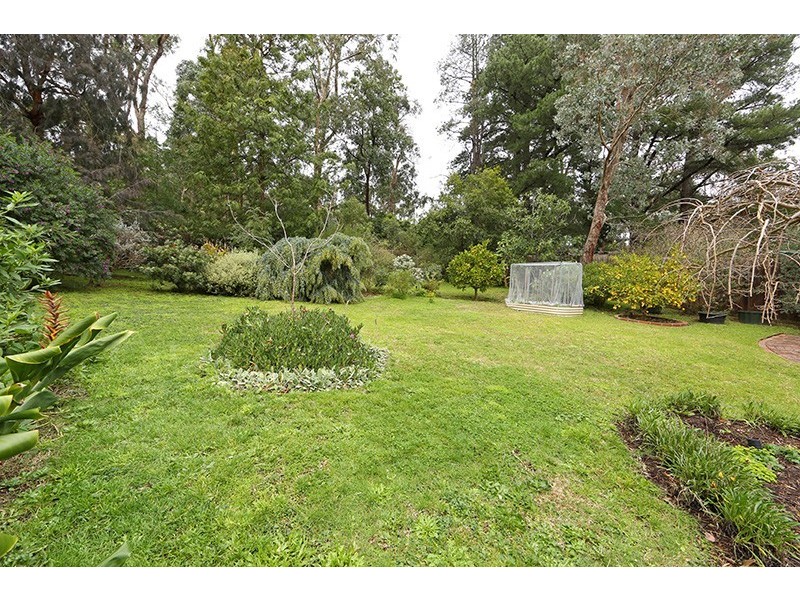 26 Frederick Street, Ferntree Gully VIC 3156