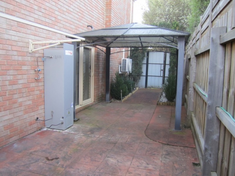 1/1080 Doncaster Road, Doncaster East VIC 3109