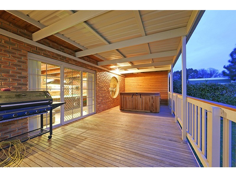 36 Palmerston Road, Lysterfield VIC 3156