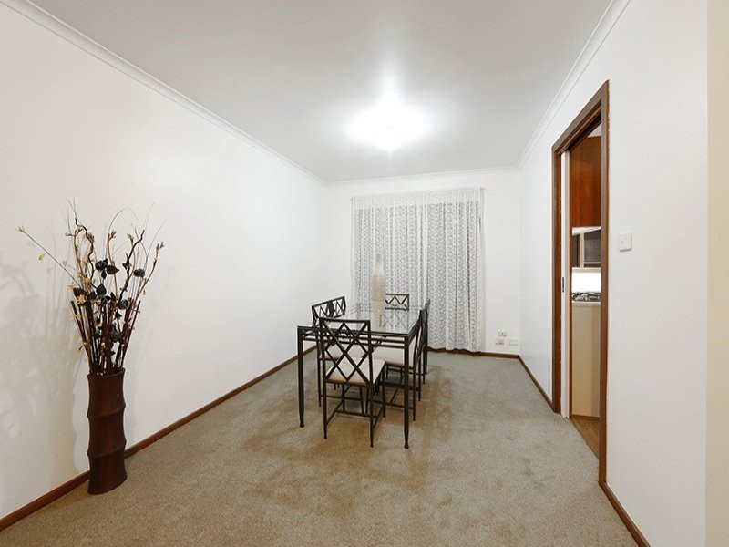 4 Woodside Drive, Rowville VIC 3178