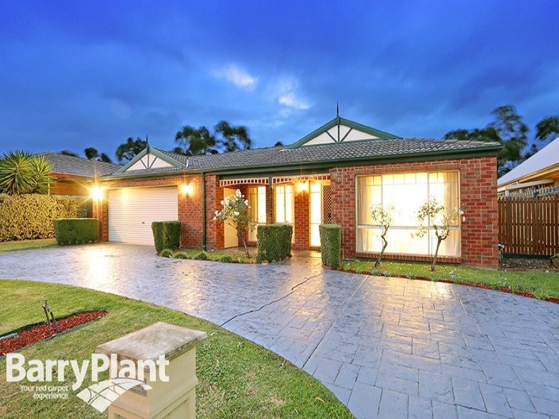 64 Waradgery Drive, Rowville VIC 3178