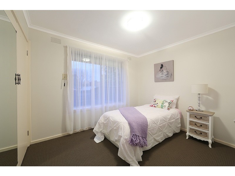 18 Janden Close, Knoxfield VIC 3180
