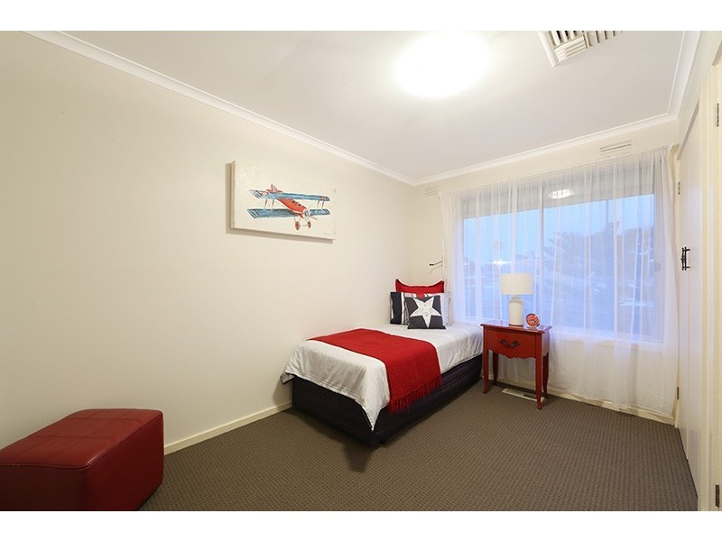 18 Janden Close, Knoxfield VIC 3180