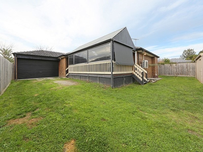 294 Dandelion Drive, Rowville VIC 3178