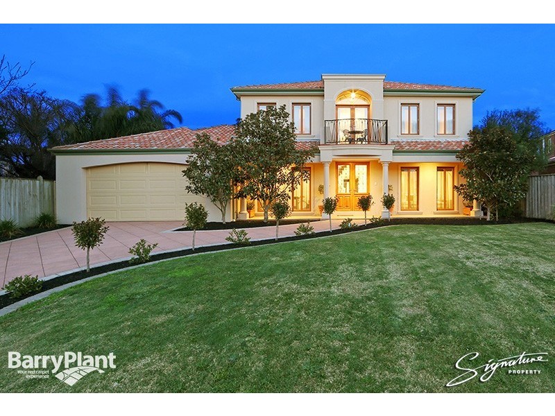 28 Rosewood Boulevard, Lysterfield VIC 3156