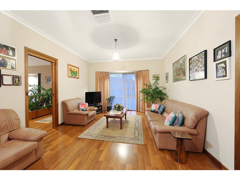 5 Bridle Court, Endeavour Hills VIC 3802