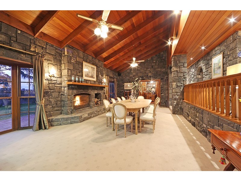 14 Ashbrook Close, Rowville VIC 3178