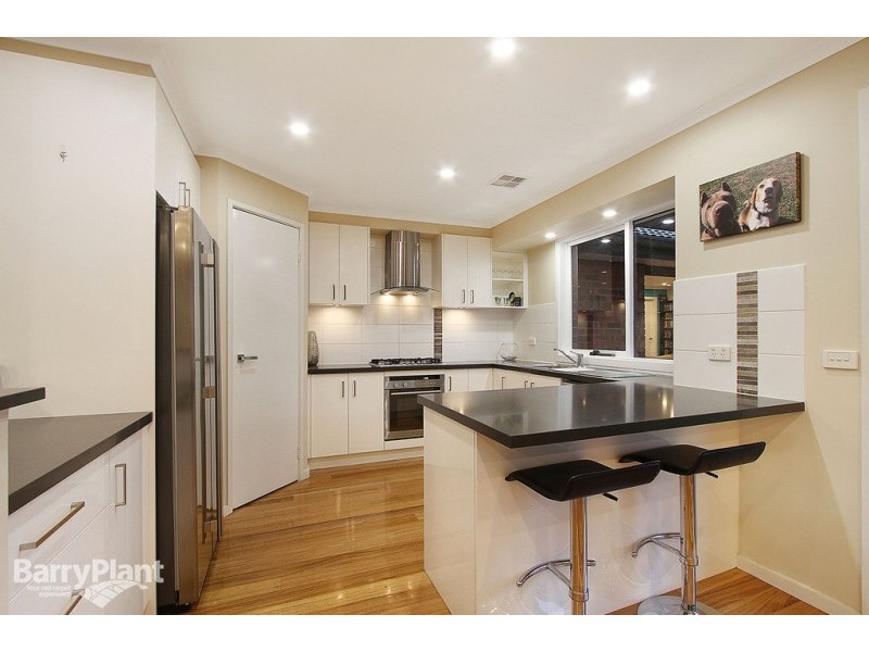 301 Dandelion Drive, Rowville VIC 3178