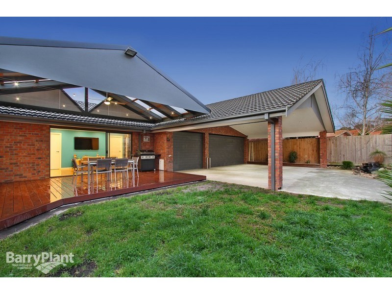 301 Dandelion Drive, Rowville VIC 3178
