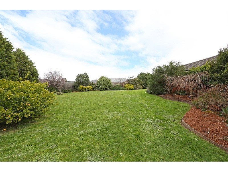 46 Grange Drive, Lysterfield VIC 3156