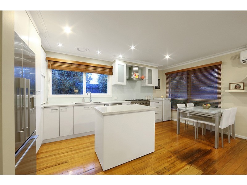 1 Towner Drive, Knoxfield VIC 3180