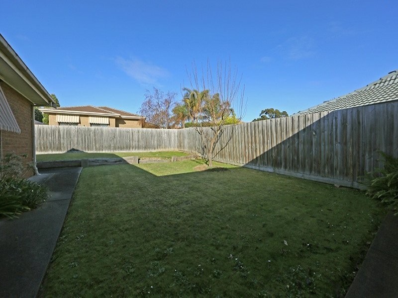 4 Hopkins Close, Rowville VIC 3178