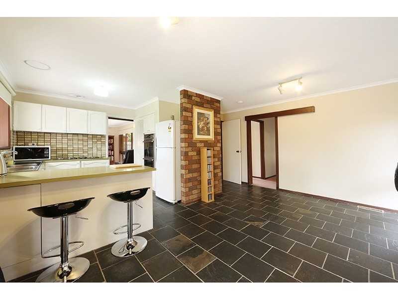 7 Bexsarm Crescent, Rowville VIC 3178