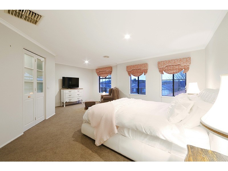 34 Kellbourne Drive, Rowville VIC 3178