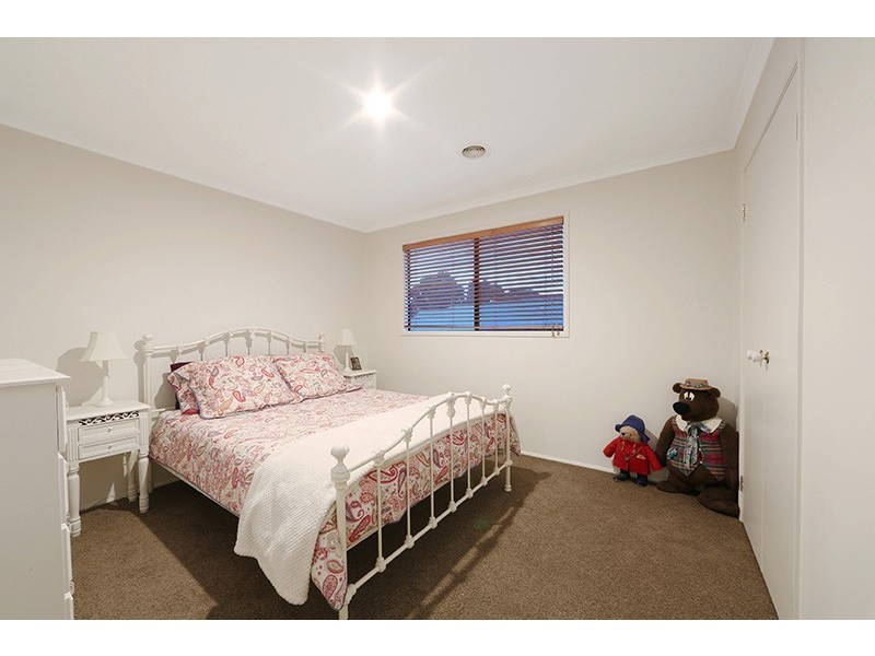 34 Kellbourne Drive, Rowville VIC 3178