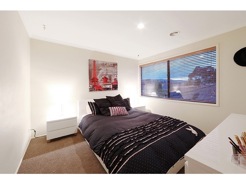 34 Kellbourne Drive, Rowville VIC 3178