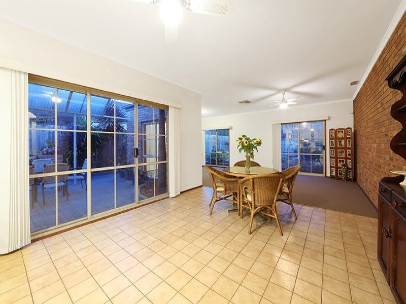 15 Amazon Court, Rowville VIC 3178