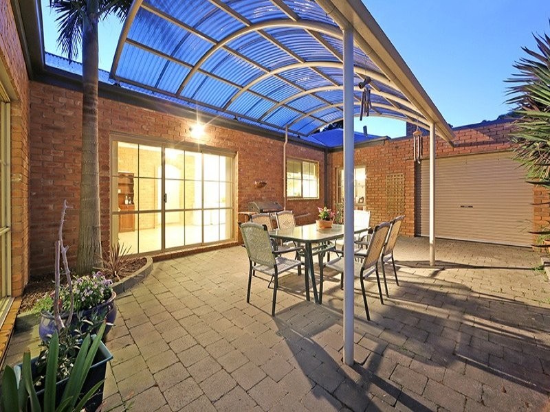 15 Amazon Court, Rowville VIC 3178