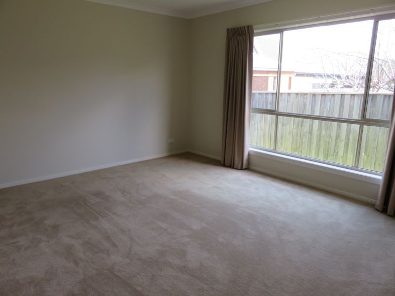 7 Little Gem Way, Berwick VIC 3806