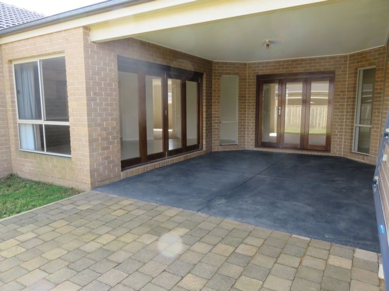 7 Little Gem Way, Berwick VIC 3806