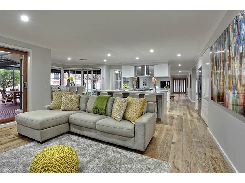 9 Miramah Cl, Rowville VIC 3178