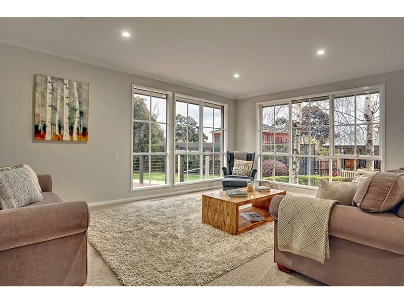 9 Miramah Cl, Rowville VIC 3178