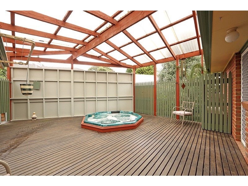 2 Gilda Court, Rowville VIC 3178