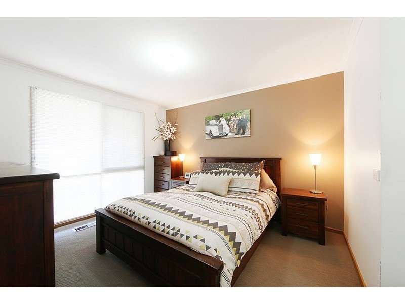 257 Karoo Rd, Rowville VIC 3178