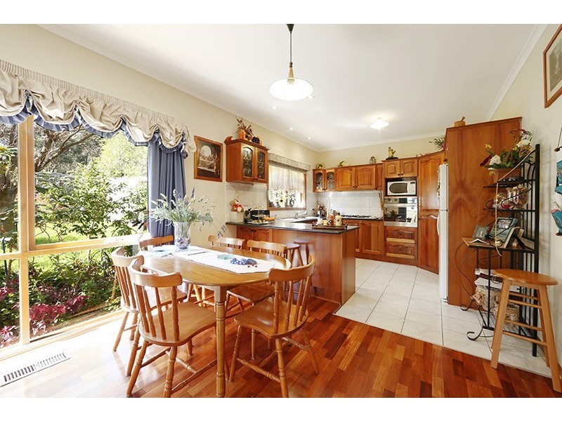 27 Teofilo Drive, Lysterfield VIC 3156